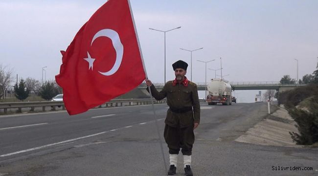 Tek başına Çanakkale'ye yürüyor...