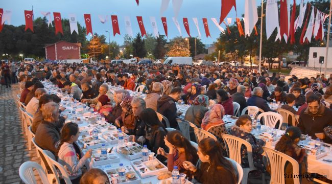 Değirmenköylüler Gönül Sofrası'nda Iftar yaptı