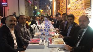 Ülkü Ocakları iftarına yoğun katılım