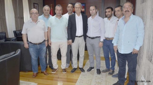 Silivrispor yönetimi Kaymakam Partal'ı ziyaret etti