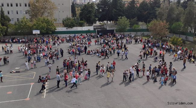 Deprem sonrası okullar boşaltıldı
