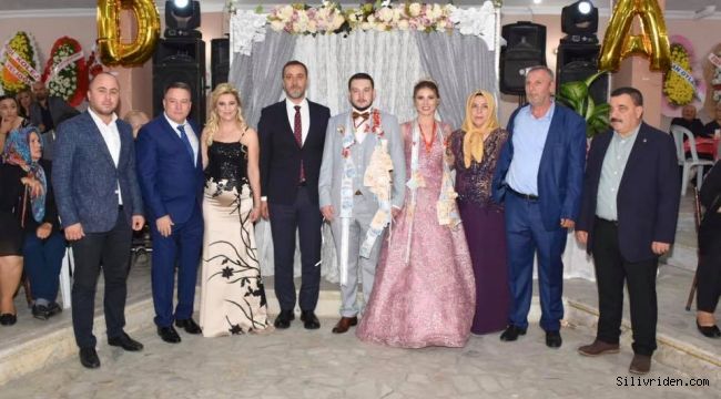 Ahmet ile Didem evlilik yolunda ilk adımı attı