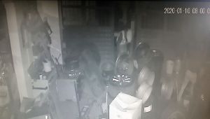 Silivri’de binlerce liralık hırsızlık kamerada