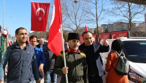 İdlib şehitleri için Çanakkale'ye yürüyor