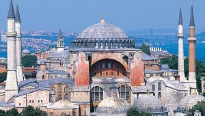 İlk namaz 24 Temmuz'da... Sadece 500 kişi içeride kılacak