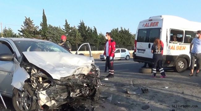 İşçileri taşıyan servis kaza yaptı: 2’si ağır 8 yaralı