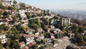 İzmit'te kentsel dönüşüme giren mahalle hayalet şehre döndü