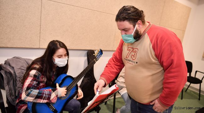 Beylikdüzü akademi gitar orkestrası çalışmaları başladı