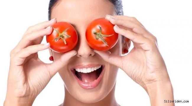 Işıldayan cildin sırrı domates maskesinde!