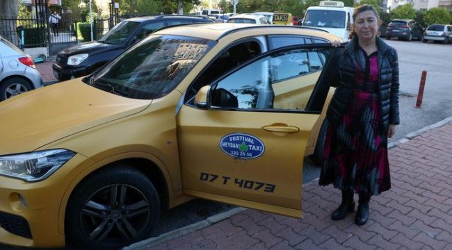 Kadın taksi şoförüne satırlı saldırı