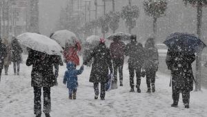 Meteoroloji tarih vererek uyardı! İstanbul ve Ankara'ya kar geliyor