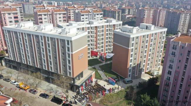 Varnalı konutlarında anahtar ve tapu teslim sevinci 