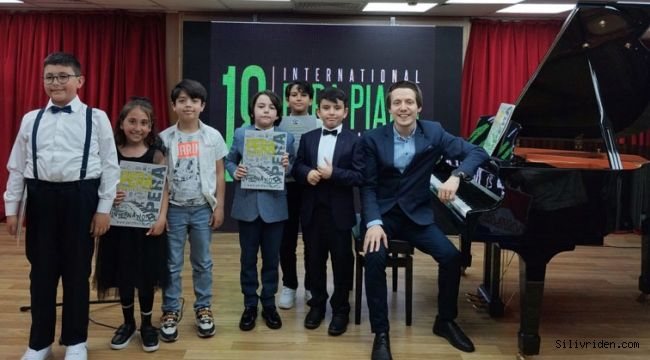 Genç Yetenekler Uluslararası Pera Piyano Festivali'nde parladı