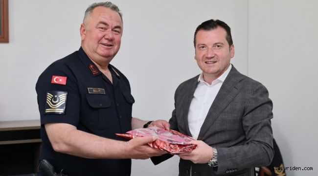 Balcıoğlu’ndan Karakol Komutanı Duran’a ziyaret