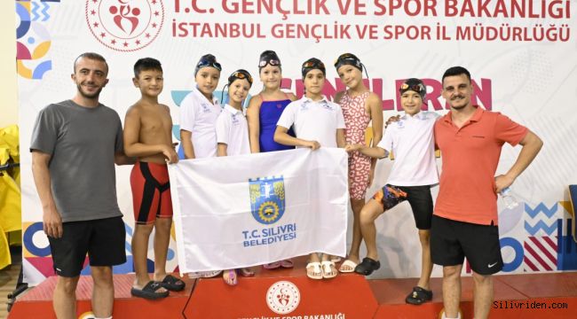 Silivrili minik kulaçlardan 20 madalya