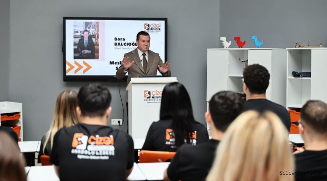 Balcıoğlu gençlerle buluştu