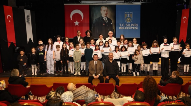 Silivri Belediyesi Çocuk Korosu’ndan alkış yağmuru