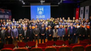 Silivri’de 6 Şubat şehitleri anıldı, AFAD gönüllülerine sertifika verildi