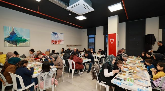 Balcıoğlu, çocuklar ve aileleriyle bir araya geldi