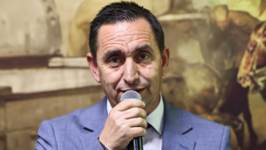 Muhtar Yaman mahallenin taleplerini sıraladı