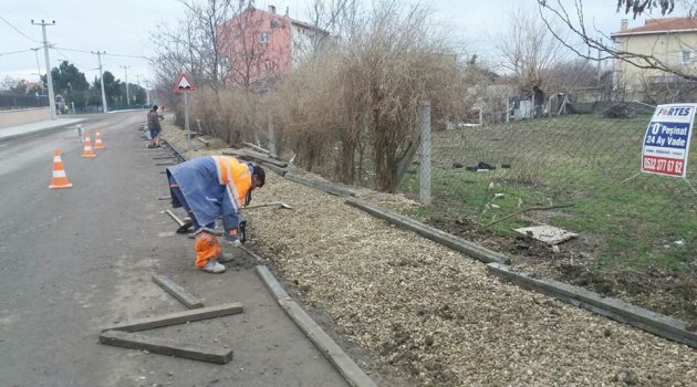 Büyükşehir'in yol bakımları devam ediyor